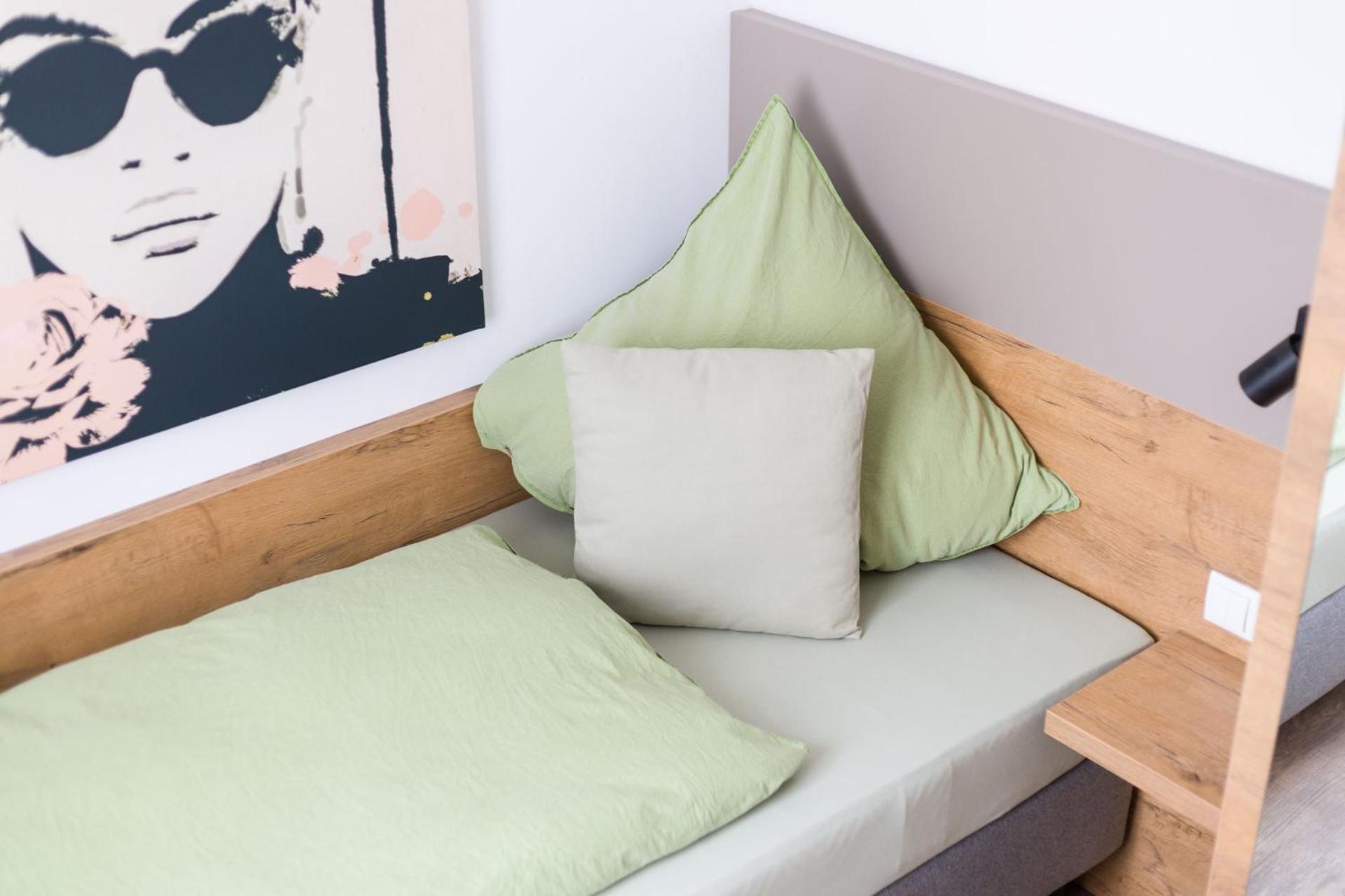 Hotel Zur Traube Uffenheim Екстериор снимка