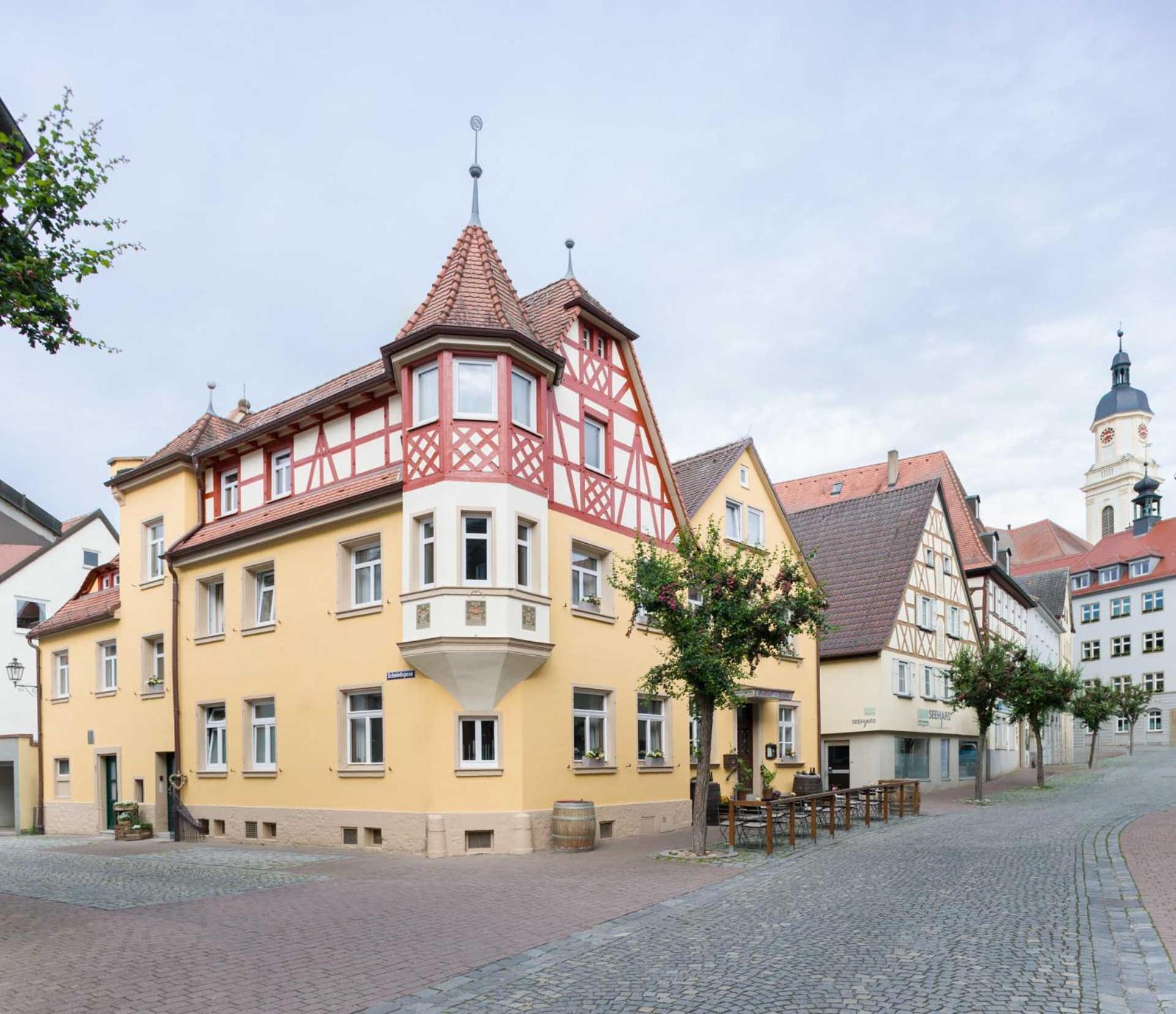 Hotel Zur Traube Uffenheim Екстериор снимка
