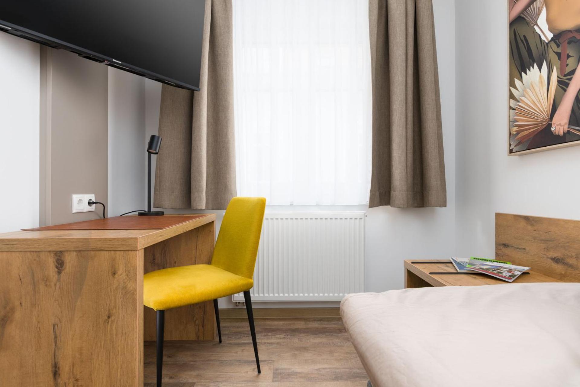 Hotel Zur Traube Uffenheim Екстериор снимка