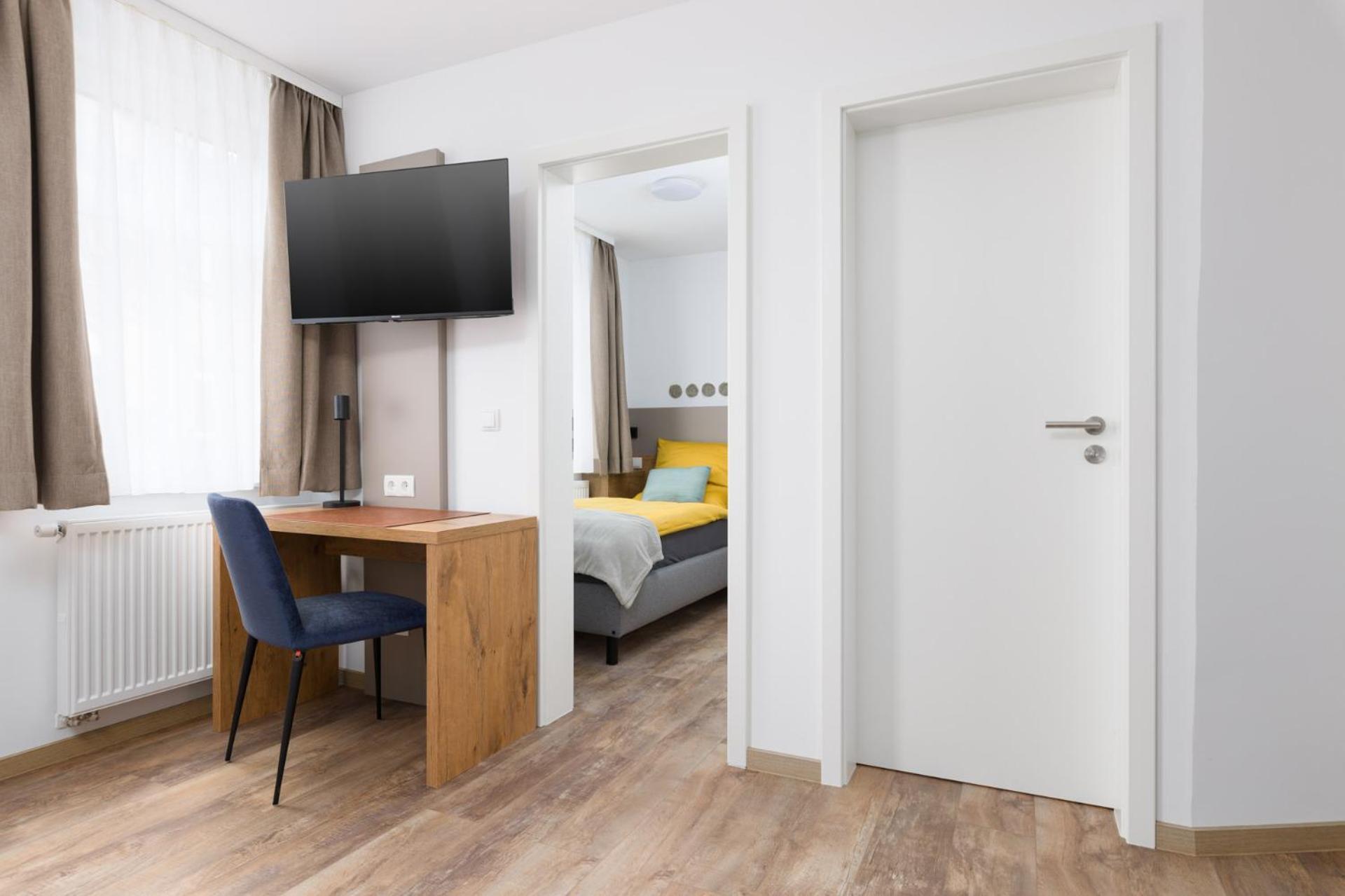 Hotel Zur Traube Uffenheim Екстериор снимка