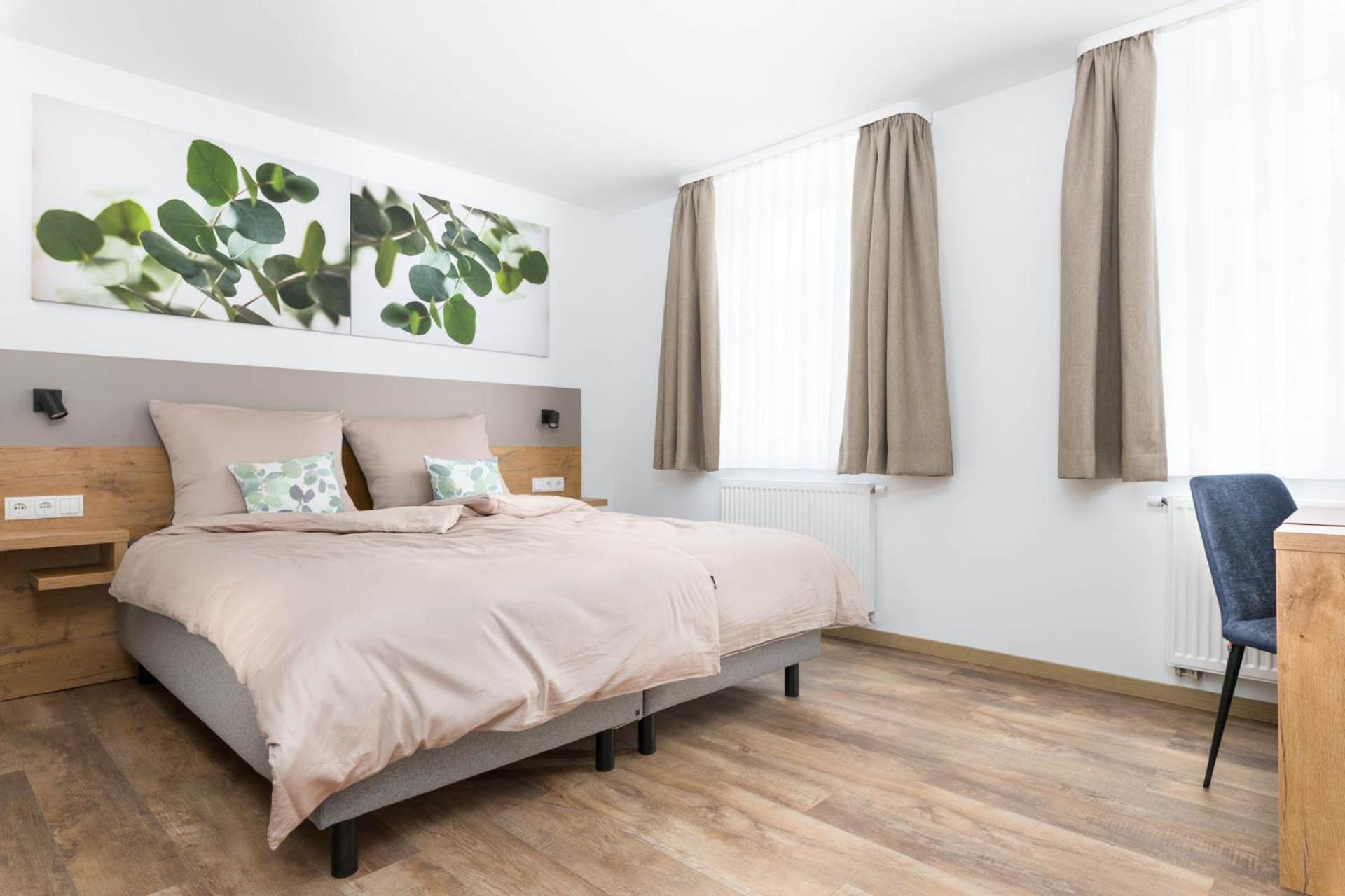 Hotel Zur Traube Uffenheim Екстериор снимка