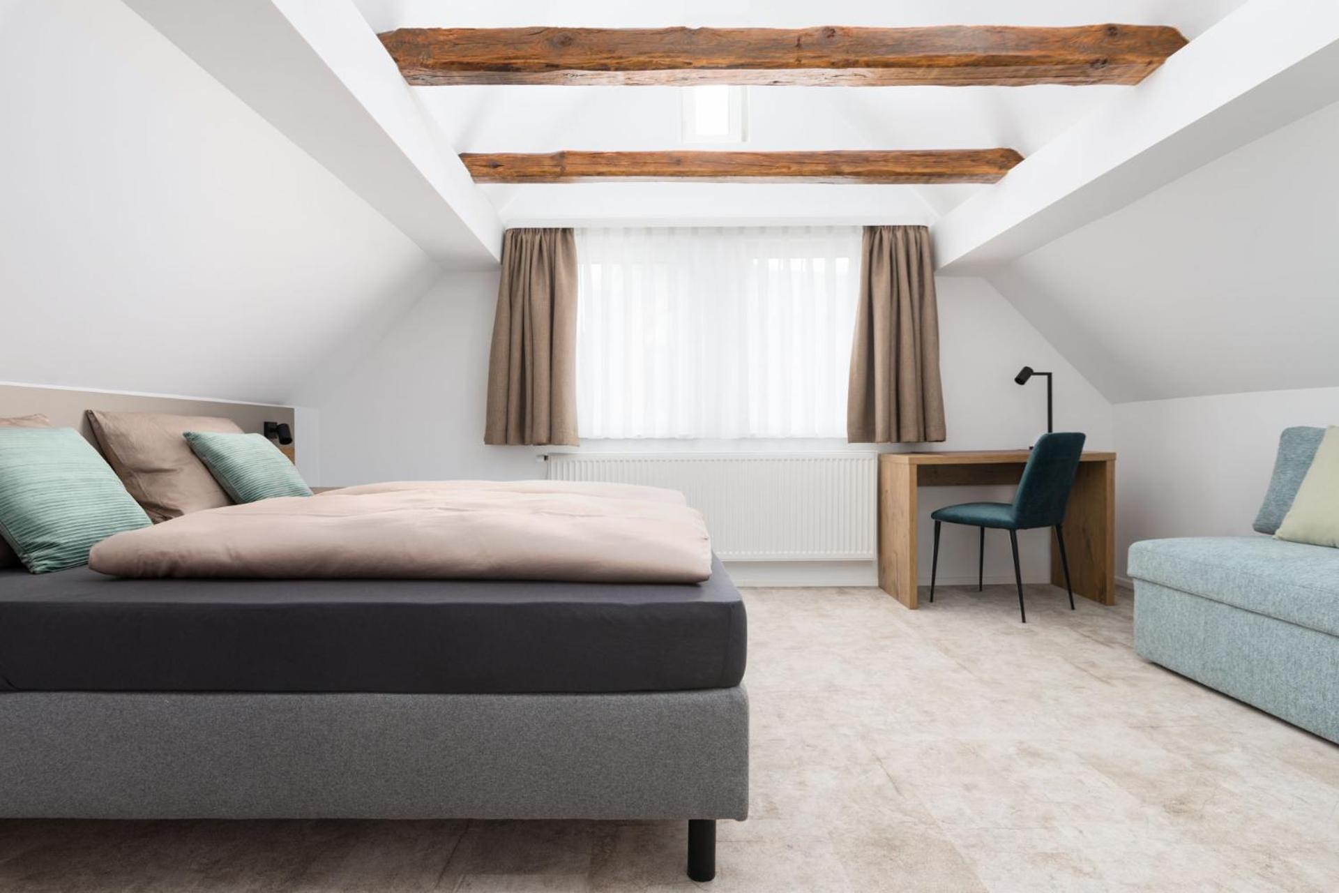 Hotel Zur Traube Uffenheim Екстериор снимка